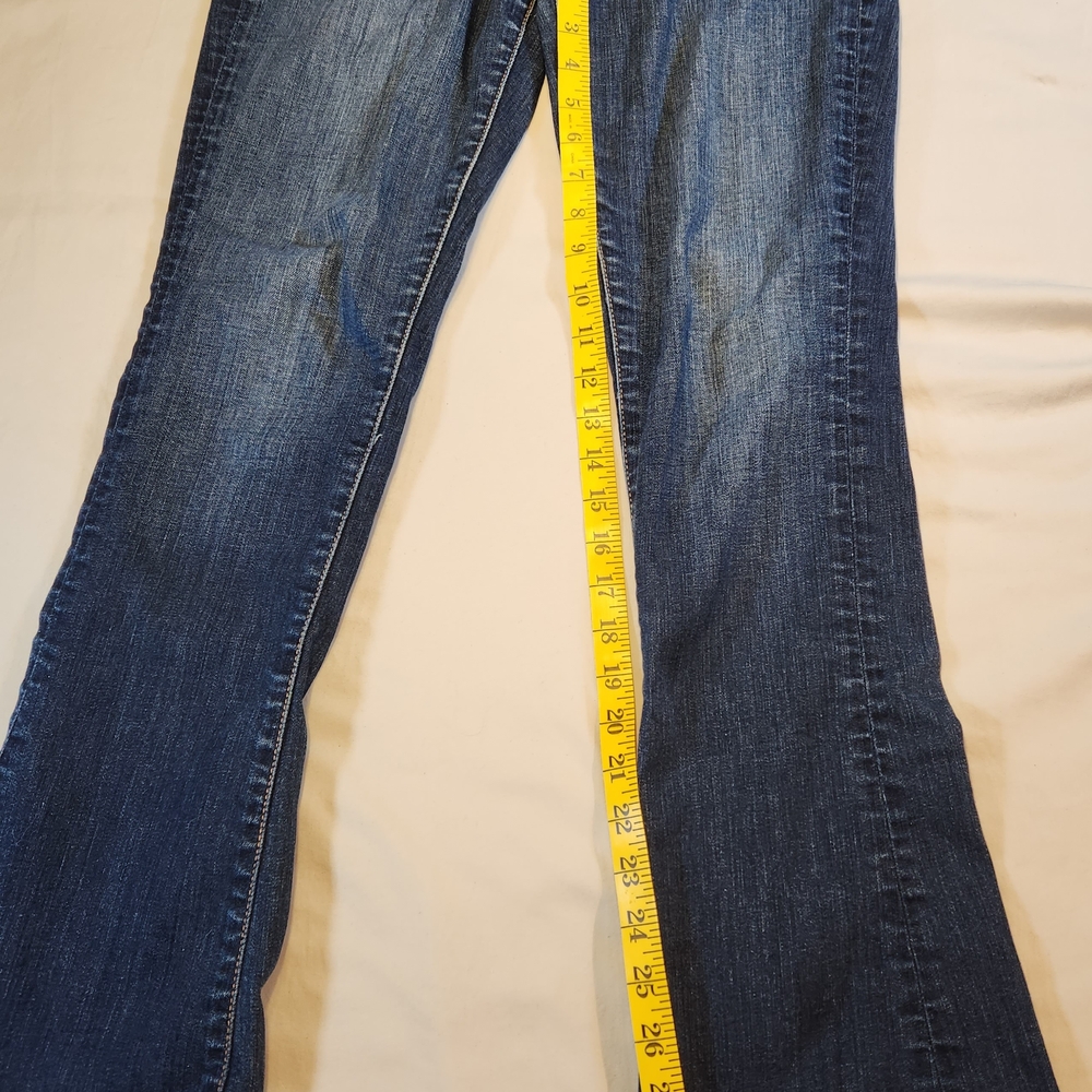 Lucky Brand Women's Classic Bootcut Jeans Blue Denim Stretch Pockets Medium Wash - Picture 2 of 8
